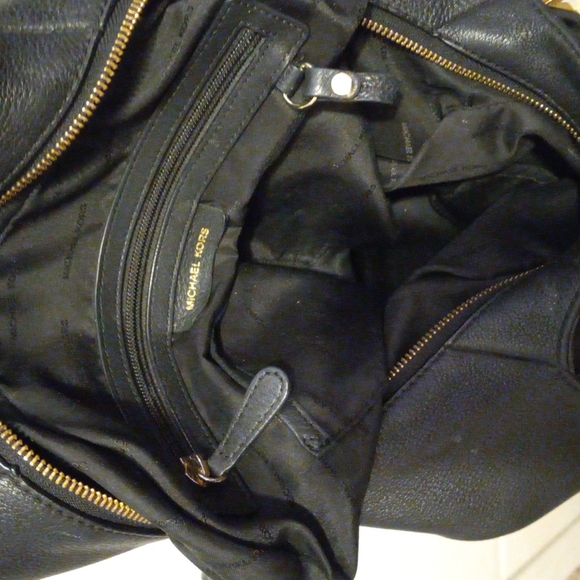 Fulton large shoulder tote by Micheal kors - Picture 5 of 7